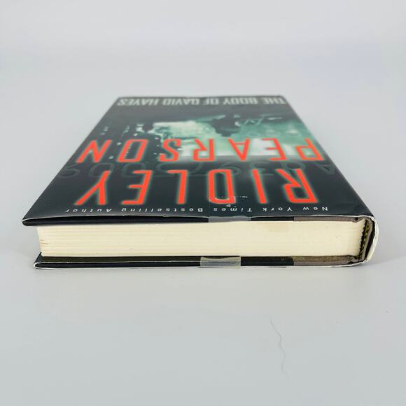 The Body of David Hayes, hardcover book by Ridley Pearson - Good Used Condition - Picture 5 of 11